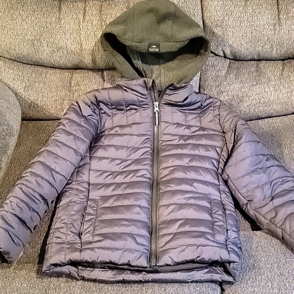 EUC Puffy jacket